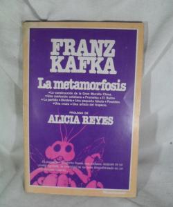 LA METAMORFOSIS Y OTROS CUENTOS de FRANZ KAFKA LA METAMORFOSIS Y OTROS CUENTOS de FRANZ KAFKA
